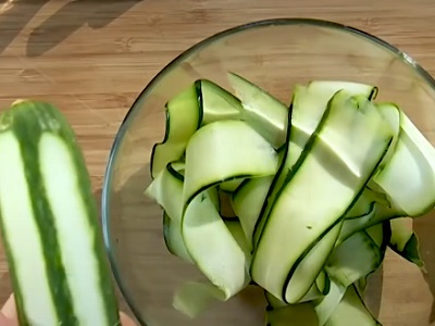 Цукини тонкими полосками
